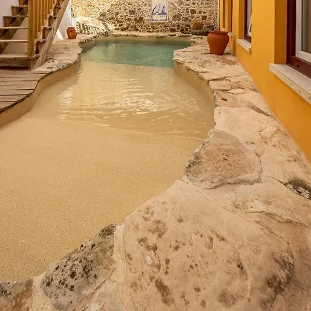 Galega Bed & Breakfast 4*